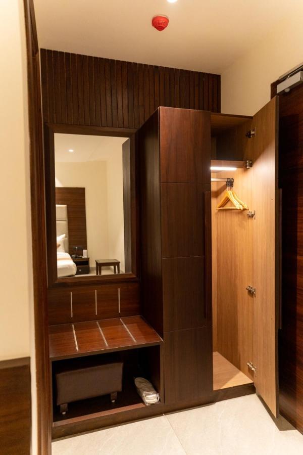 Hotel Smily Ludhiana Dış mekan fotoğraf