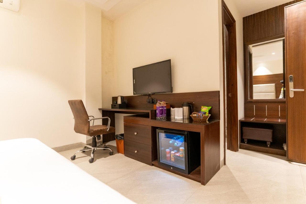 Hotel Smily Ludhiana Dış mekan fotoğraf