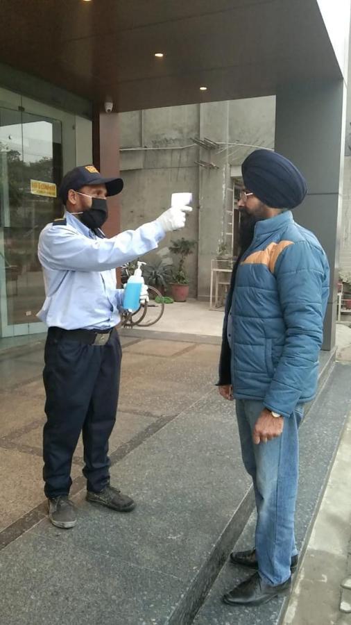 Hotel Smily Ludhiana Dış mekan fotoğraf