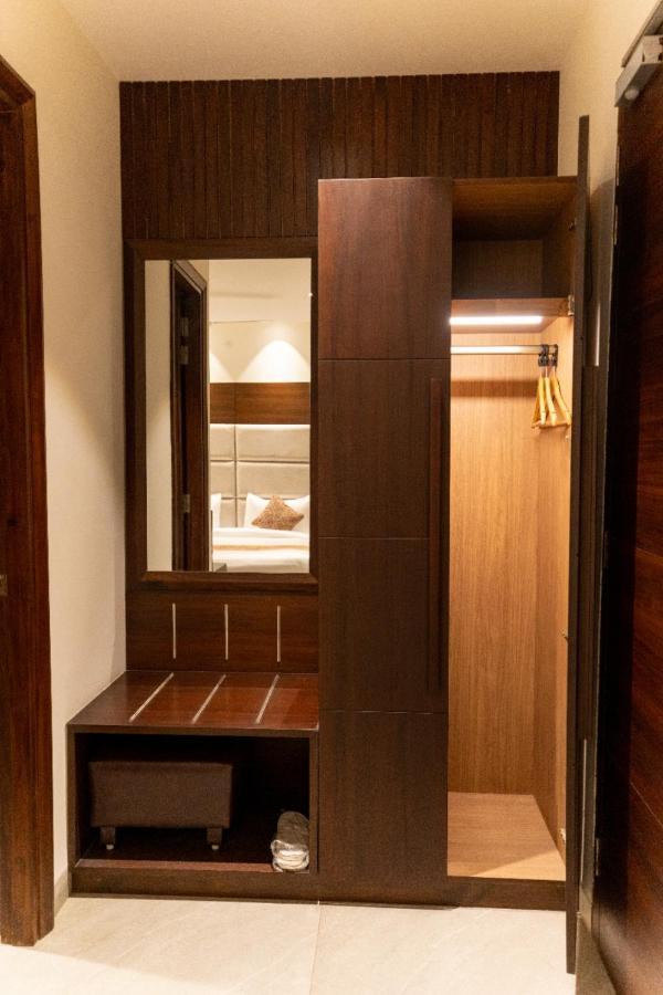 Hotel Smily Ludhiana Dış mekan fotoğraf